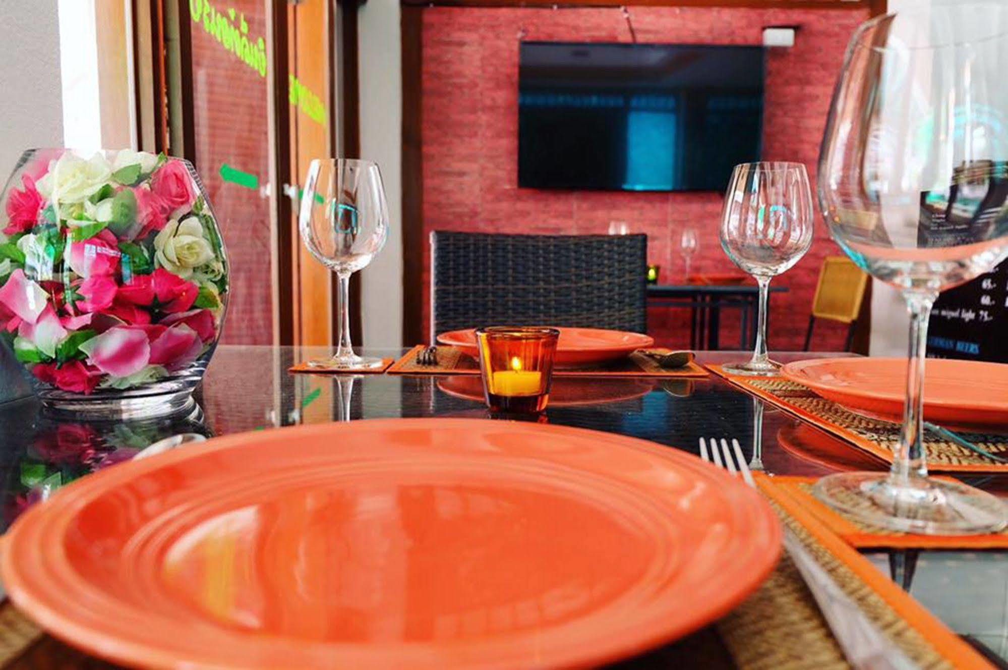 Kaneng Guesthouse หัวหิน ภายนอก รูปภาพ