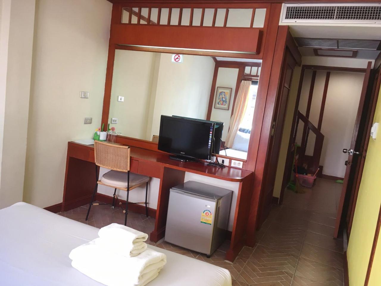 Kaneng Guesthouse หัวหิน ภายนอก รูปภาพ